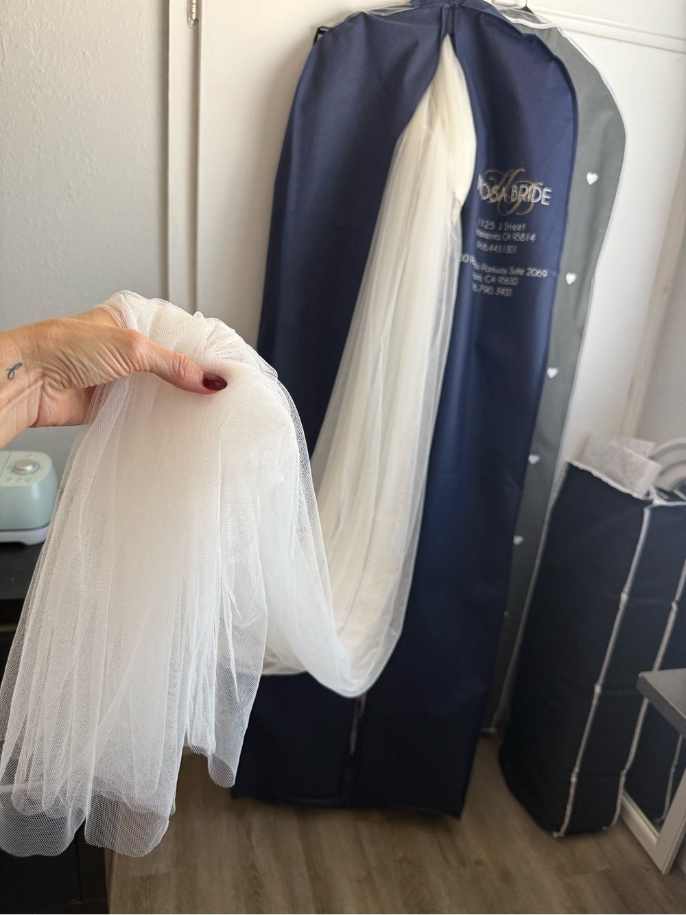 Unbranded Ivory Bridal Veil - Classic Layered Tulle
